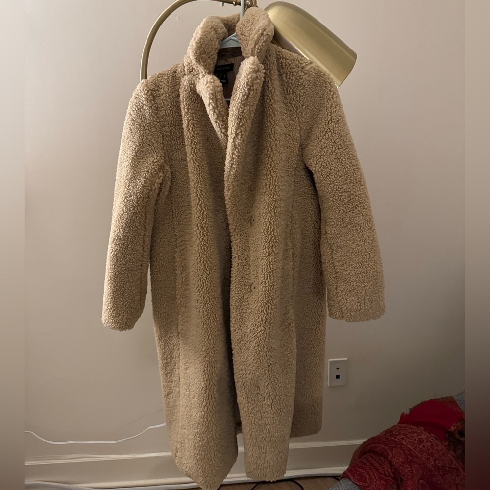 Heavy teddy coat from New Look. - Picture 1 of 3